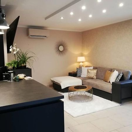 Maison De Village De Caractere Nebian ภายนอก รูปภาพ